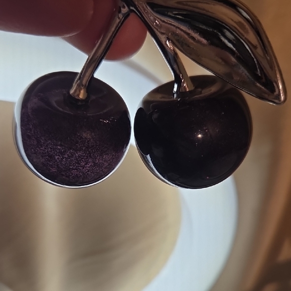 2 For 20 Silver Cherry Keychain Charm - Picture 2 of 2